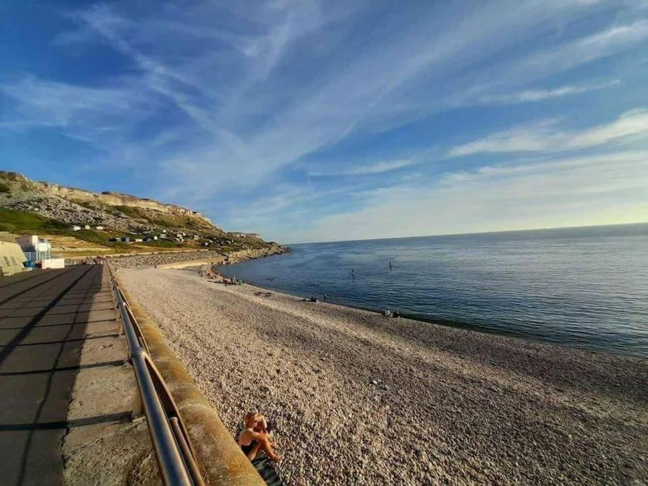 Sea View Cottage In Dorset, פורטלנד מראה חיצוני תמונה
