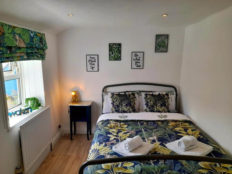 Sea View Cottage In Dorset, פורטלנד מראה חיצוני תמונה